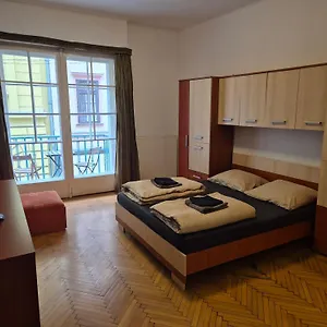 Boomerang Albergue
